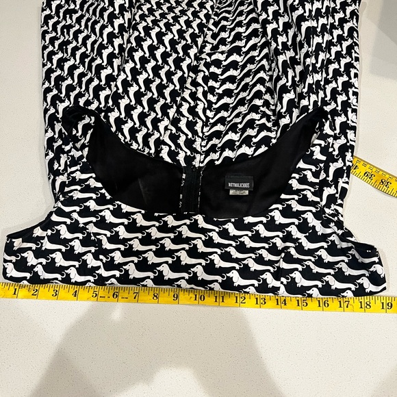 Retrolicious Pin-Up Dachshund Wiener Dog Dress Fit and Flare Style Size XL - Picture 7 of 9